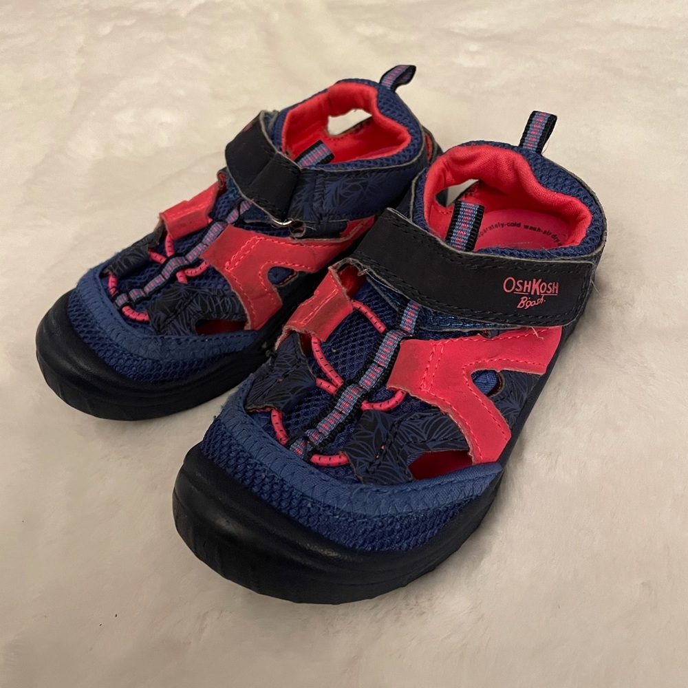 Oshkosh Girl’s Sandals